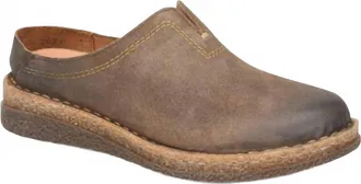 Born Womens Seana Clogs In Taupe