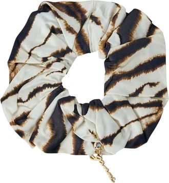 Ganni Goma de Pelo de Seda Estampada - Accessories - Mujer - Marr&oacute;n - ONE SIZE