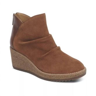 Aetrex Womens Kara Ankle Boot In Cognac