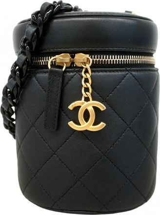 Chanel Black Lambskin Vanity Chain Shoulder Bag with Gold CC Logo detail Size M