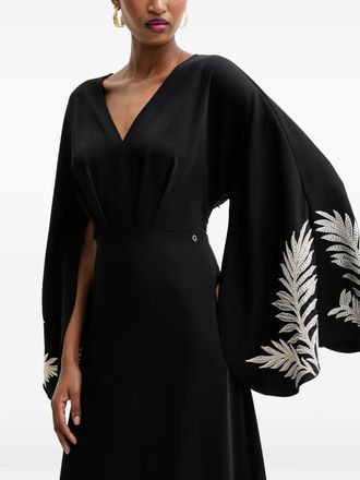 Guess Co Jurk met geborduurd blad en V-hals - Zwart