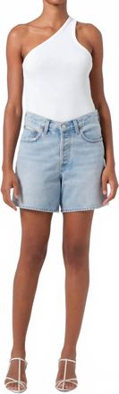 A Gold E V-Waist Short In Backbeat