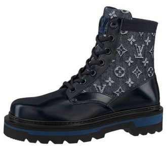Louis Vuitton LV Ranger Ankle Boots Grey 1A9HLI