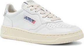 Autry Medalist Low Sneaker in Wht/sil at Nordstrom Rack, Size 10Us / 40Eu