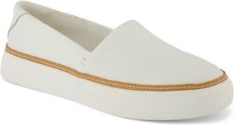 Toms Kameron Slip-On Sneaker in White at Nordstrom, Size 9