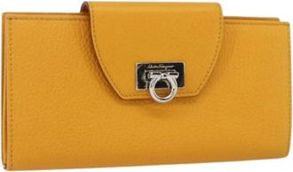 Ferragamo Pre-owned Wallets, female, Yellow, Size: ONE SIZE Pre-owned Leather Wallet