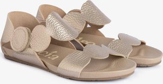 Pedro Garcia Flat sandal in gold metallic leather | Jeanne | Essentials collection