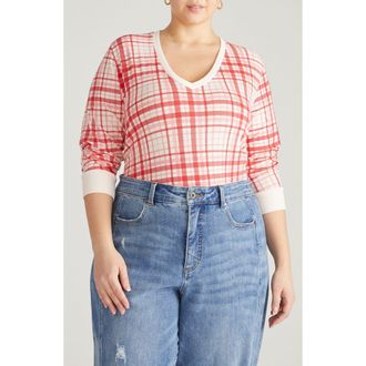 Universal Standard Long Sleeve V-Rex Tee in Red Check Print at Nordstrom, Size 3Xl