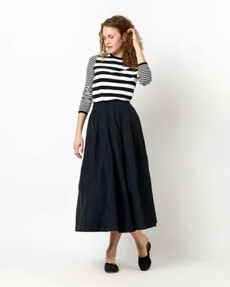 Ann Mashburn Carla Midi Skirt In Navy