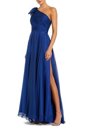 Mac Duggal Pleated One Shoulder Chiffon Gown in Cobalt at Nordstrom, Size 12