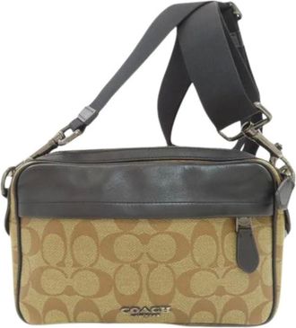 Coach Pre-owned Cross Body Bags, female, Brown, Size: ONE SIZE Pre-owned Signature Shoulder Bag