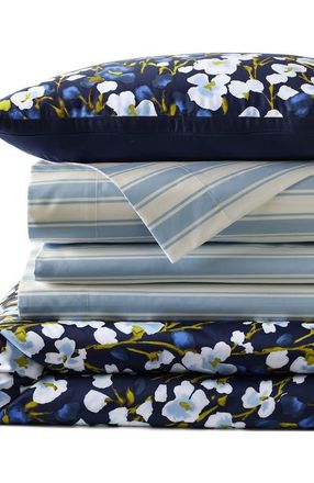 Lands End 400 Thread Count Premium Supima Cotton No Iron Sateen Duvet Bed Cover in Deep Sea Navy Floral at Nordstrom, Size California King