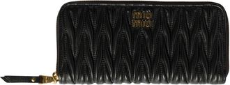 Miu Miu Wallets & Cardholders, female, Black, Size: ONE SIZE Large Matelass&eacute; Nappa Leather Wallet