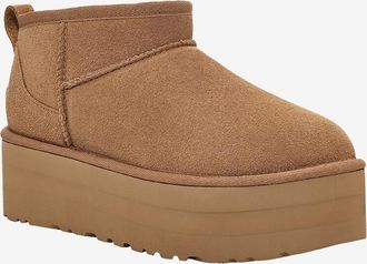 UGG Shearling-gef&uuml;tterte Wildlederstiefeletten Classic Ultra Mini Platform