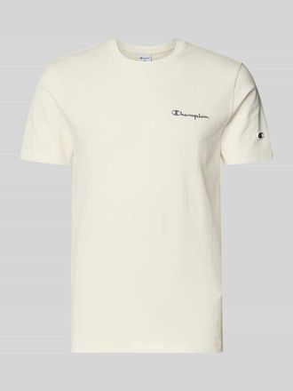 Champion T-Shirt mit Label-Stitchings und Rundhalsausschnitt in Offwhite, Gr&ouml;&szlig;e XXL