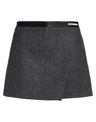 Patrizia Pepe HOSEN & R&Ouml;CKE - Shorts & Bermudashorts auf YOOX.COM
