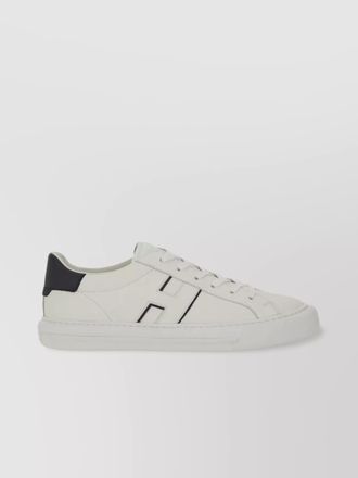 Hogan sneakers with contrasting heel tab and round toe