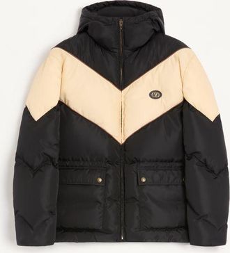 Valentino Piumino Con Cappuccio Valentino In Nylon Leggero Con V Intarsiata E VLogo Patch Uomo NERO/BURRO 44