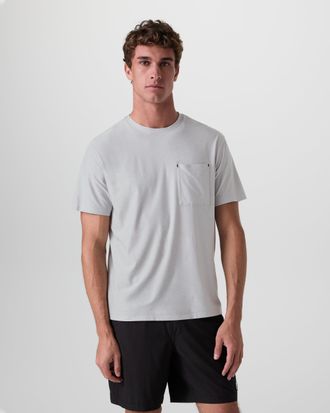 Vuori Clothing Short Sleeve Strato Pocket T-Shirt - Relaxed Fit | Platinum Heather | Medium
