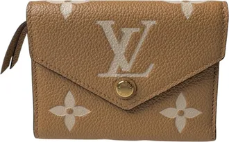 Louis Vuitton Beige Camel Leather Wallet (Tri-Fold) (Pre-Owned)