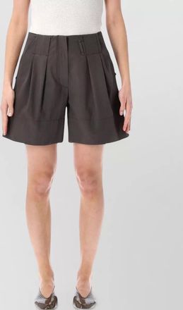 Low Classic cotton shorts pleated design side and back pockets