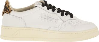 Autry Medalist lage leren sneakers met dierenprintdetail