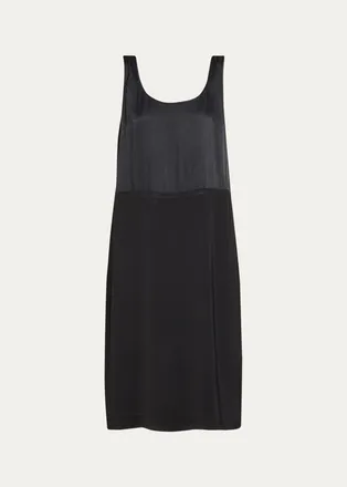 6397 Weighted Scoop Dress