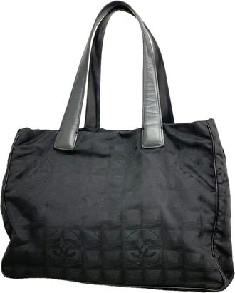 Chanel Black Nylon Tote Bag (Pre-Owned)