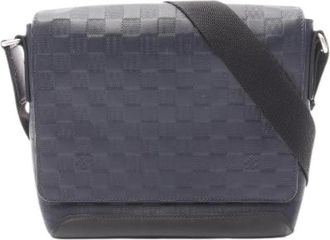 Louis Vuitton Pre-owned Cross Body Bags, male, Blue, Size: ONE SIZE Pre-owned District PM Damier Infini Leather Shoulder Bag