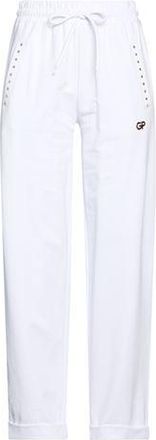 Ga&euml;lle Paris BOTTOMWEAR - Pantaloni su YOOX.COM