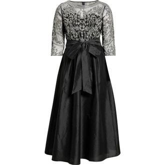 Pisarro Nights Beaded Taffeta Gown in Black/Silver at Nordstrom, Size 22W