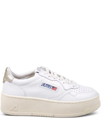 Autry logo-patch platform sneakers - women - Calf Leather/Calf Leather/Rubber - 36 - White