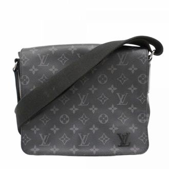 Louis Vuitton Black Shoulder Bag (Pre-Owned)