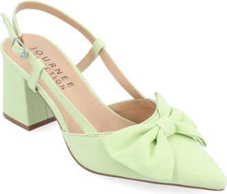 Journee Collection Women & apos;s Tailynn Medium and Wide Width Pumps