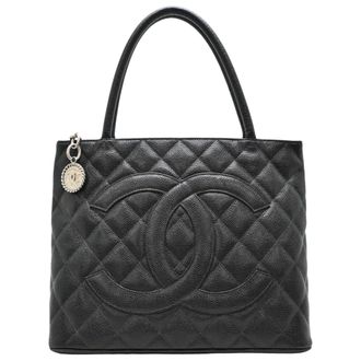 Chanel Black Grained Calfskin Tote Bag (Pre-Owned)