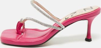 N&deg;21 N&ordm;21 Fuchsia Leather Crystal Embellished Thong Sandals