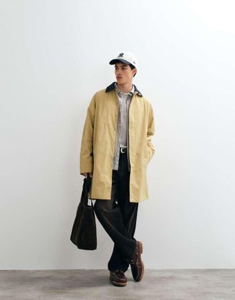 Tommy Jeans trench lungo con colletto a contrasto beige-Neutro