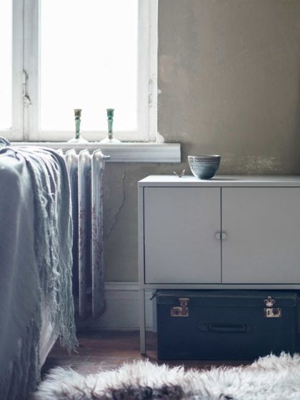 Grijze woonkamer: 7 eenvoudige tips om deze kleur goed te combineren