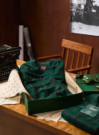 Simons Womens 1840 tartan flannel pyjama set Our History, Our Heritage Collection Unisex