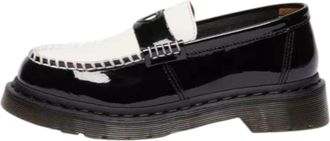 Dr. Martens (WMNS) Dr. Martens Penton Heart Two-Tone Arcadia Loafers Black White 41676001