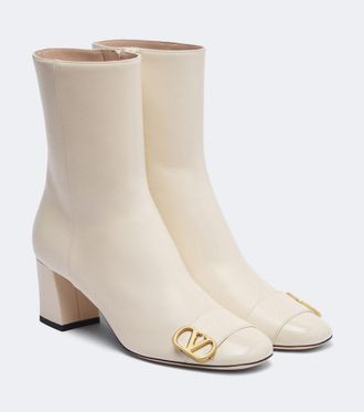 Valentino Garavani Veeside VLogo leather ankle boots