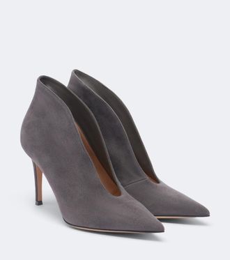 Gianvito Rossi Vania suede pumps