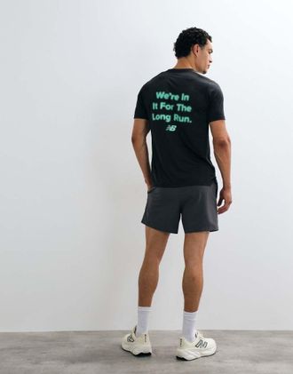 New Balance RC T-shirt grafica essenziale nera-Nero