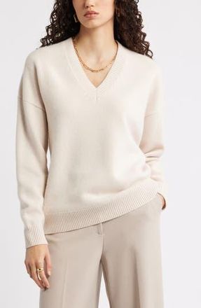 Nordstrom V-Neck Wool & Cashmere Sweater in Beige Beach at Nordstrom Rack, Size X-Large