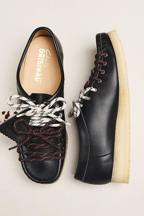 Clarks Wallabee Double Lace Up Moccasins