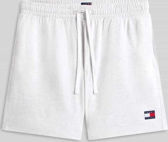 Tommy Jeans Regular Fit Sweatshorts aus Baumwoll-Mix in Hellgrau Melange, Gr&ouml;&szlig;e XXL