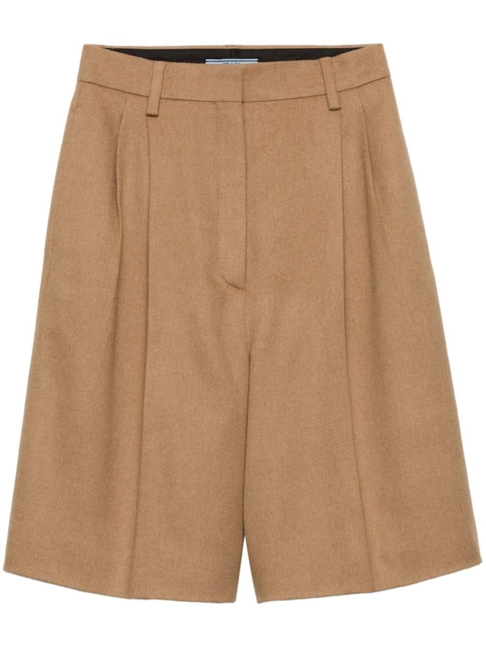 パンツ PRADA Women Shorts  Burmudas P272HSOOO14WQ F0241 Brown Khaki Gabardine shorts | PRADA