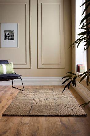 ORIGINS Geometric Sand in Light Sand | Size: 80 cm x 150 cm
