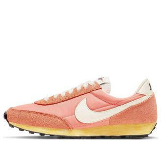 Nike (WMNS) Nike Daybreak SE Light Madder Root DV1746-812