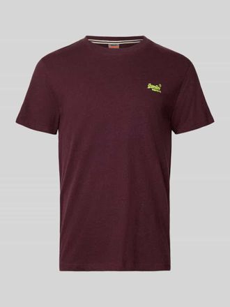 Superdry Regular Fit T-Shirt mit Logo-Stitching in Bordeaux, Gr&ouml;&szlig;e XXL